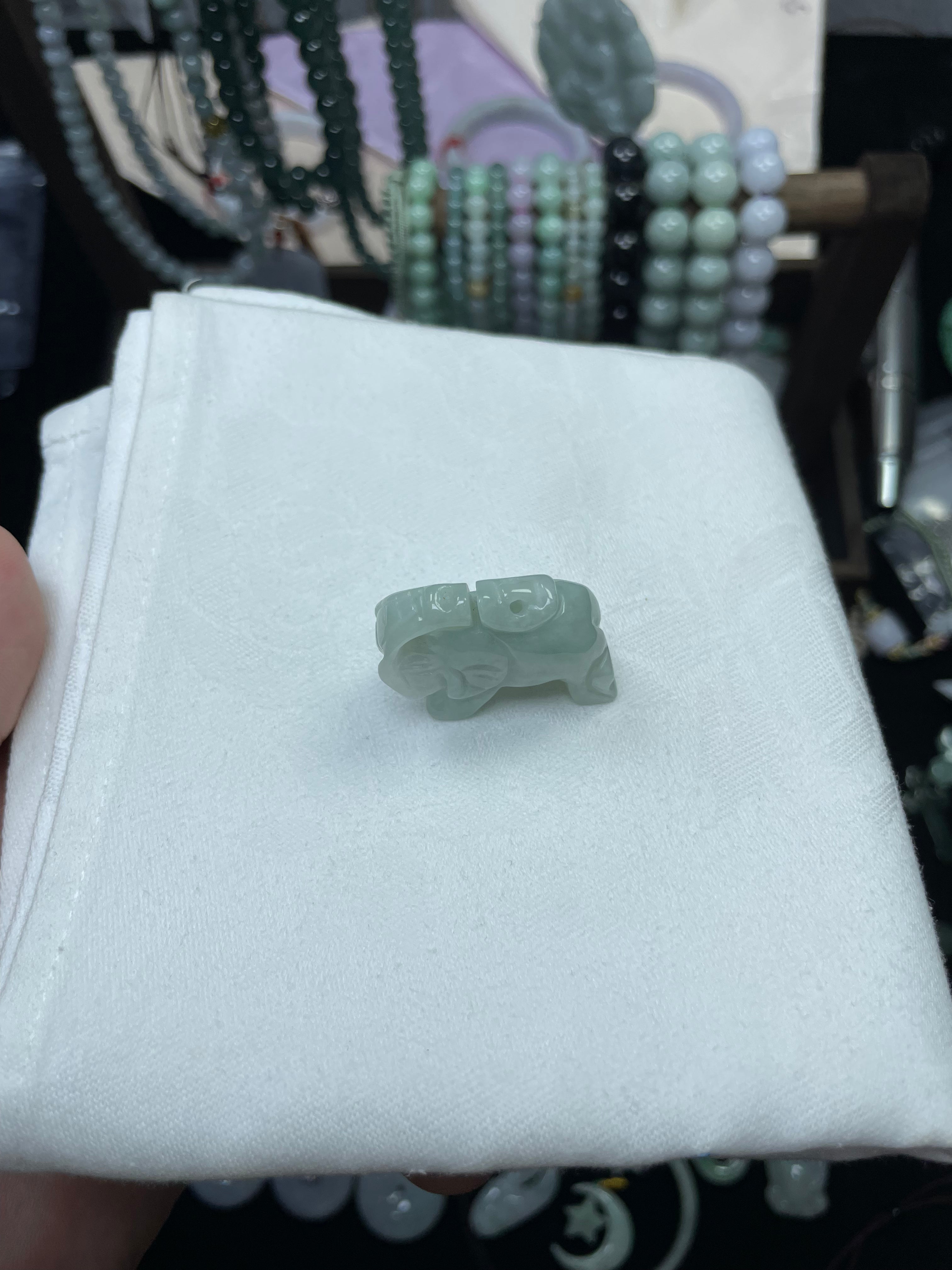 Elephant pendent