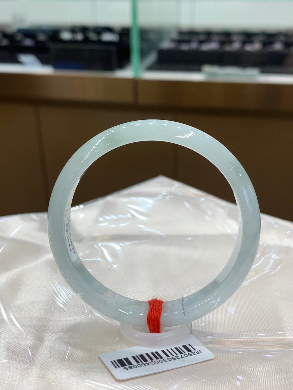 Jadeite bangle 52.5mm*11.3mm*5.8mm
