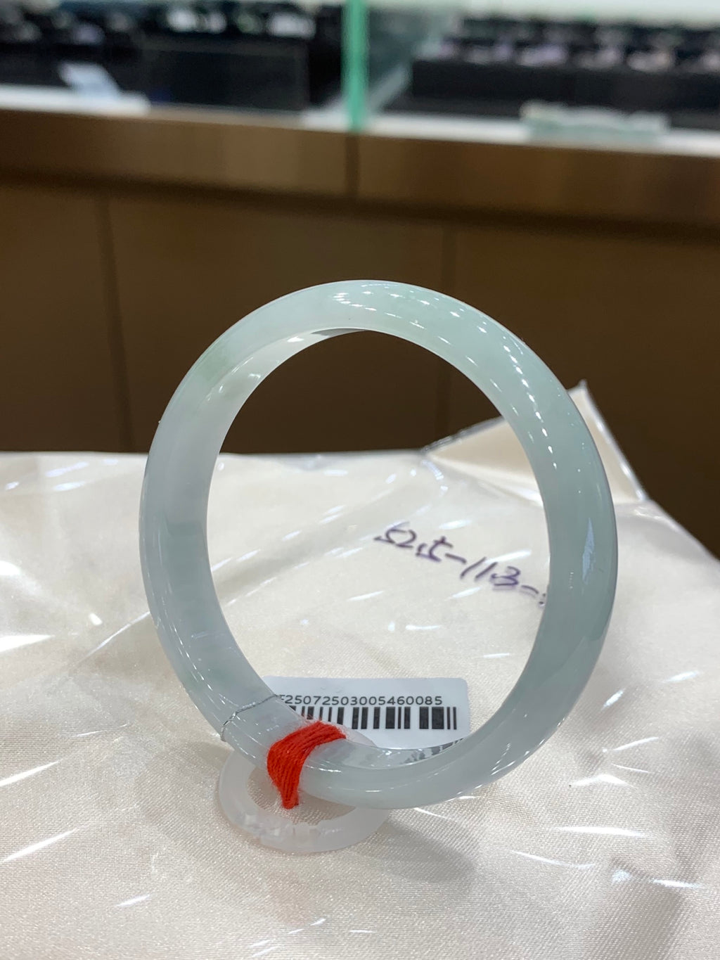 Jadeite bangle 52.5mm*11.3mm*5.8mm