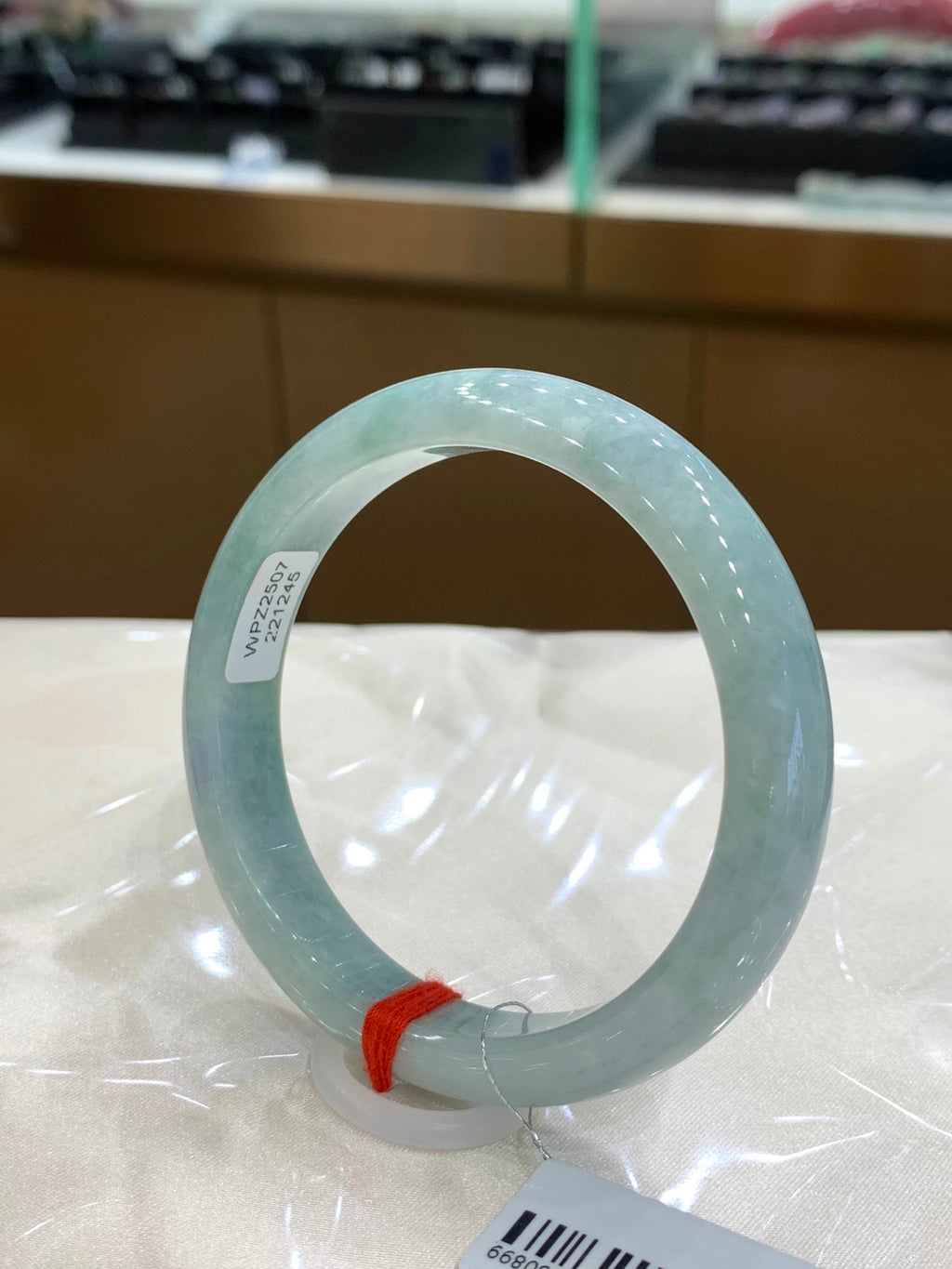 Jadeite bangle 58.5mm*12.1mm*7.9mm