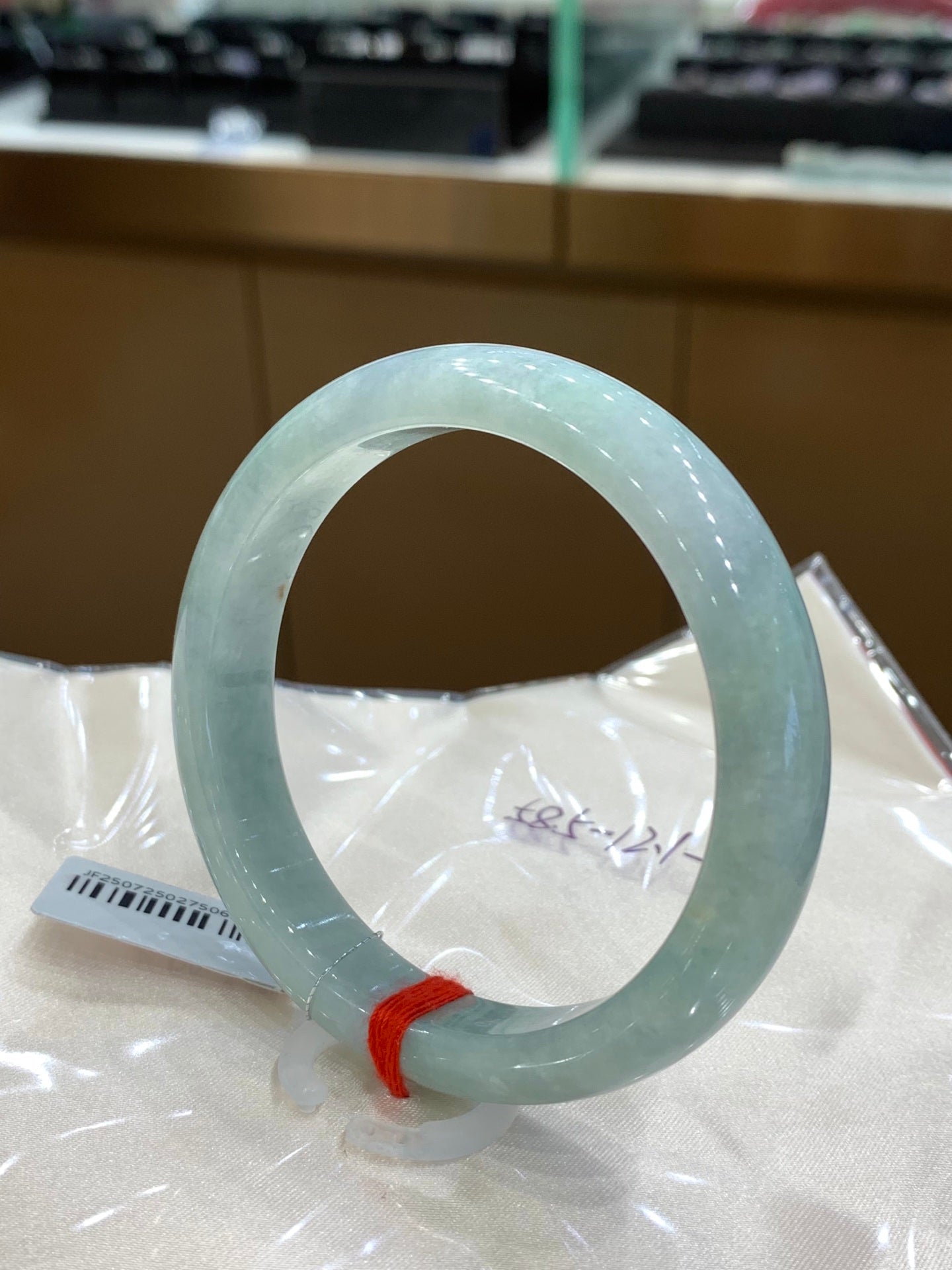 Jadeite bangle 58.5mm*12.1mm*7.9mm