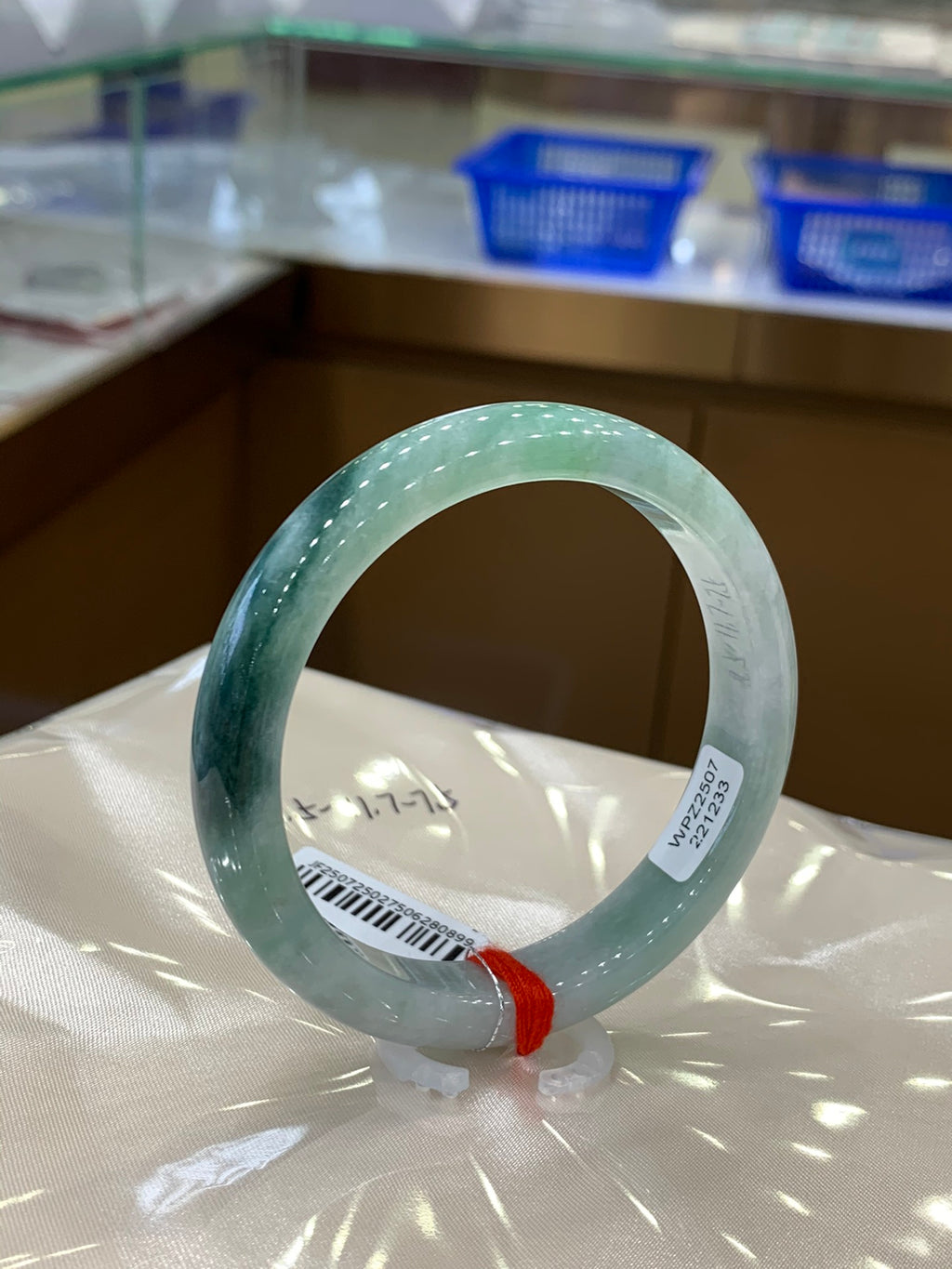Jadeite bangle 58.5mm*11.7mm*7.5mm